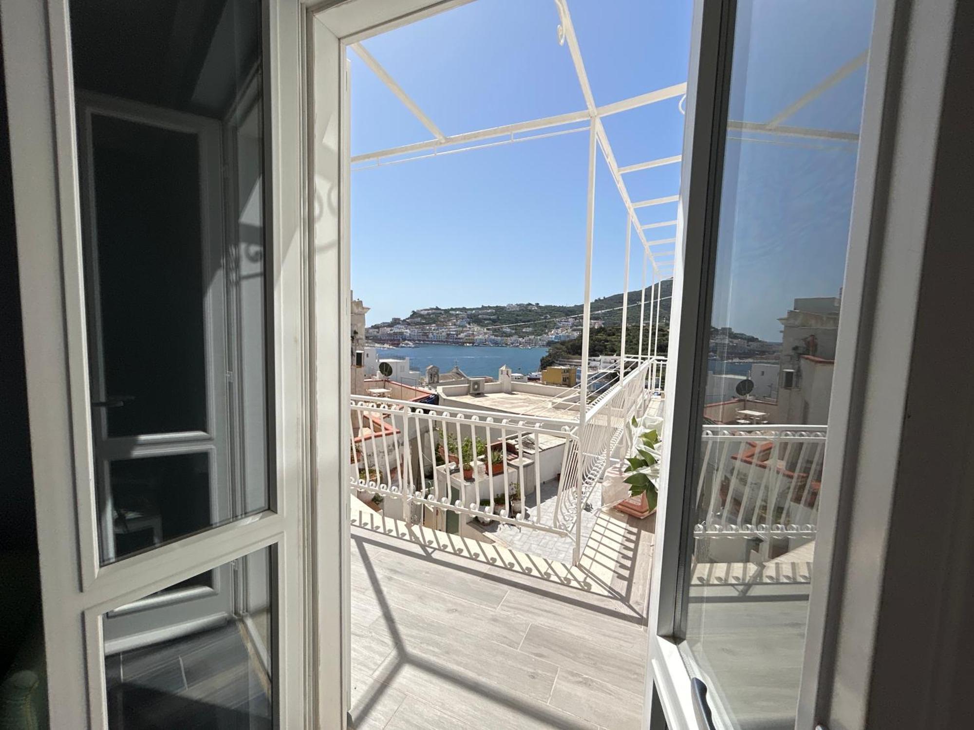 Bed & Breakfast B&B Ponza Suite 3*