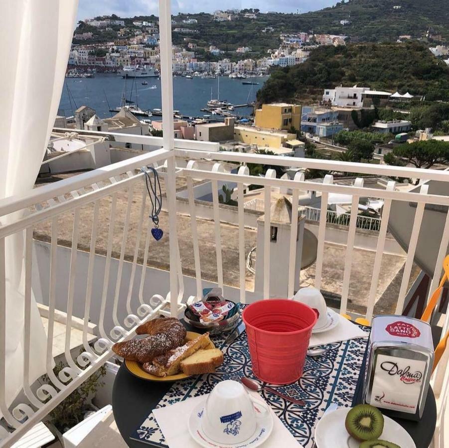 B&B Ponza Suite Bed & Breakfast 3*