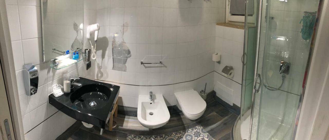 B&B Ponza Suite Bed & Breakfast 3*
