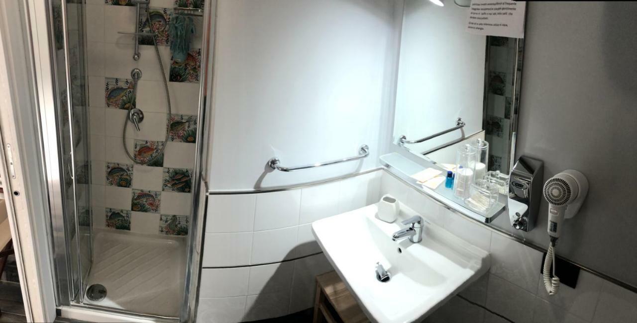 B&B Ponza Suite 3*